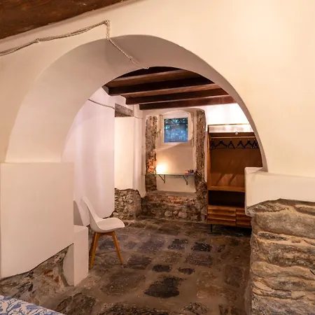 La Casa Delle Pietre Parlanti - Casa In Pietra Ai Piedi Del Parco Delle 5 Terre Biassa