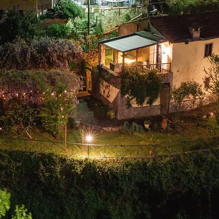 לינה וארוחת בוקר La Casa Delle Pietre Parlanti - Casa In Pietra Ai Piedi Del Parco Delle 5 Terre