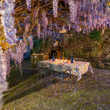 Bed & Breakfast La Casa Delle Pietre Parlanti - Casa In Pietra Ai Piedi Del Parco Delle 5 Terre *