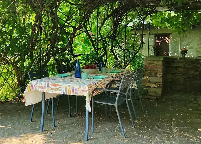 La Casa Delle Pietre Parlanti - Casa In Pietra Ai Piedi Del Parco Delle 5 Terre 3*
